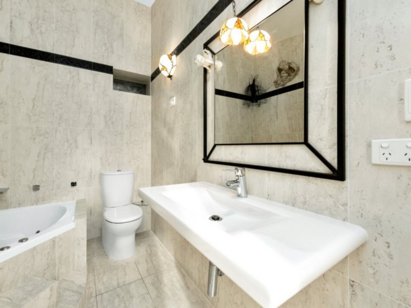 102 Monaro Crescent, Red Hill ACT 2603