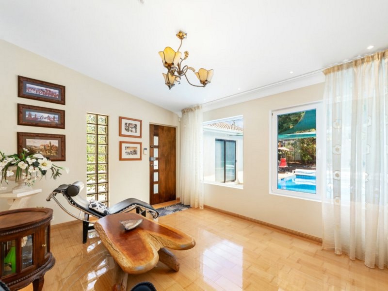 102 Monaro Crescent, Red Hill ACT 2603