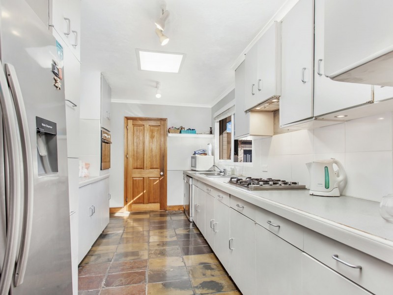 14 Lynch Street, Hughes ACT 2605