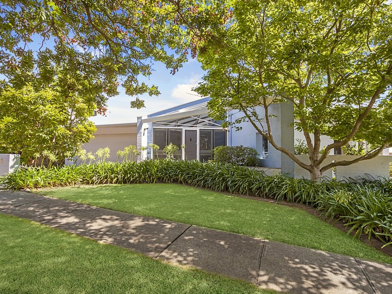 5 Deane Street, Yarralumla ACT 2600