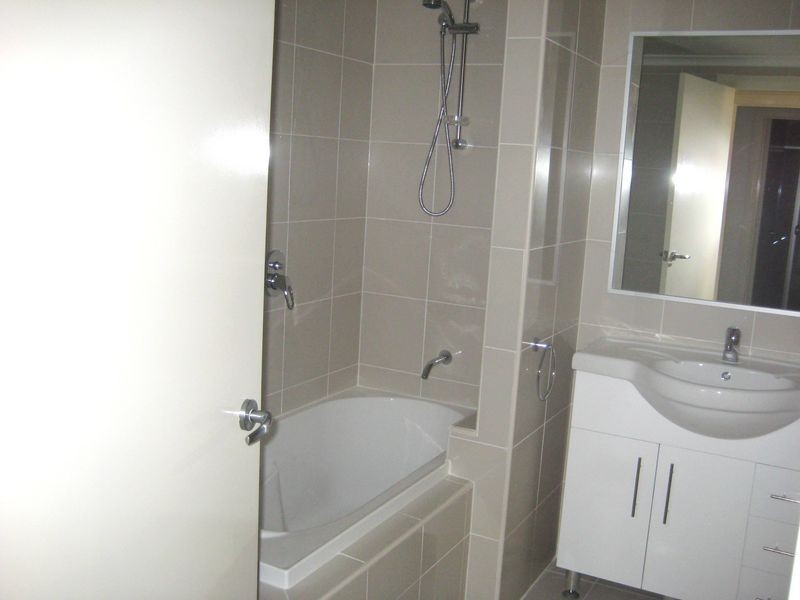 15/102 Athllon Drive, Greenway ACT 2900