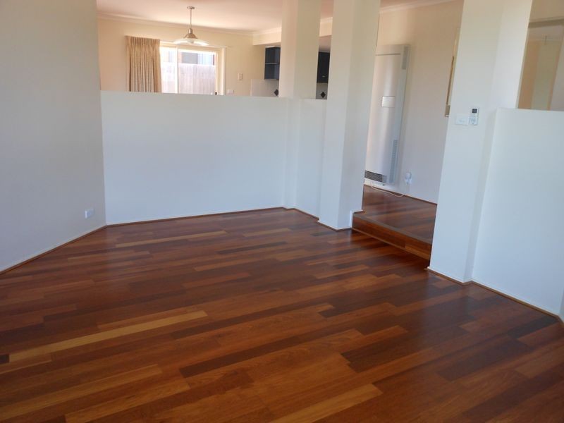 14 Unwin Avenue, Jerrabomberra NSW 2619