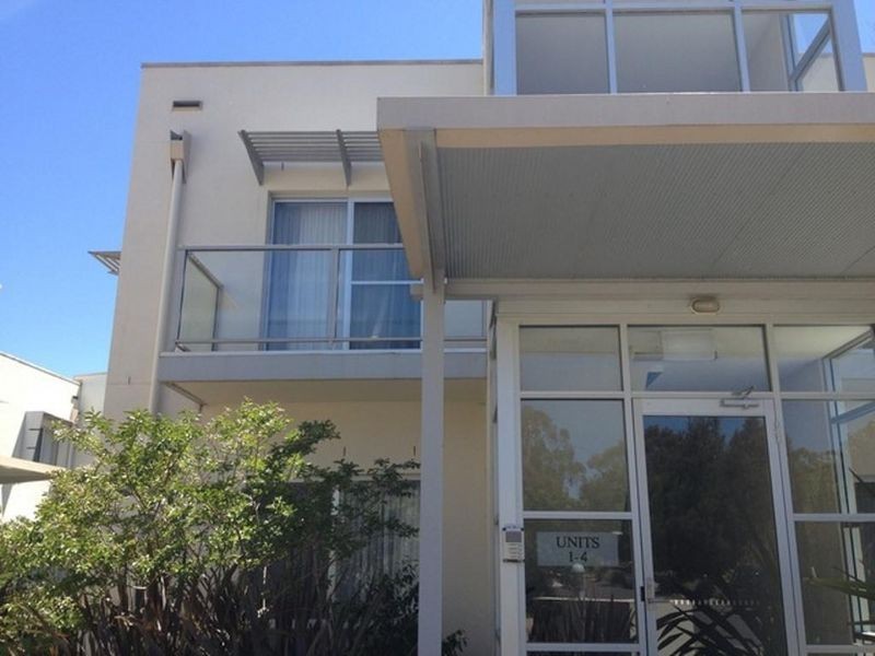 4/15 Fox Place, Lyneham ACT 2602