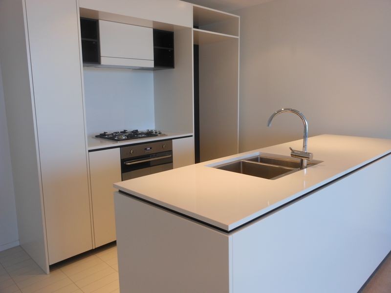 17/27 Eastlake Parade, Kingston ACT 2604