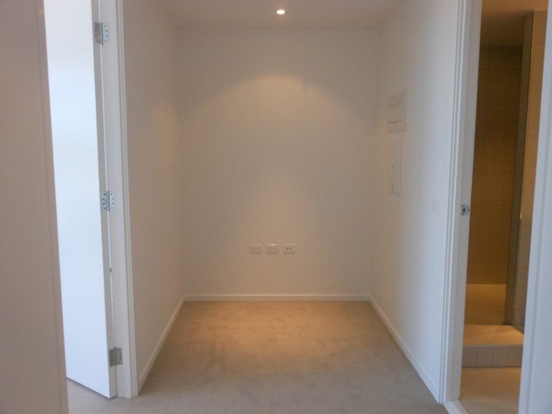 17/27 Eastlake Parade, Kingston ACT 2604