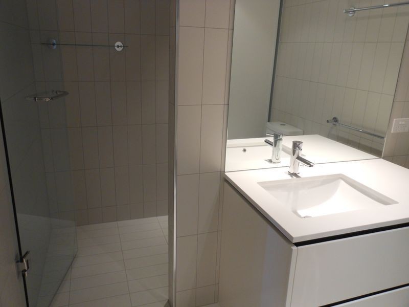 17/27 Eastlake Parade, Kingston ACT 2604