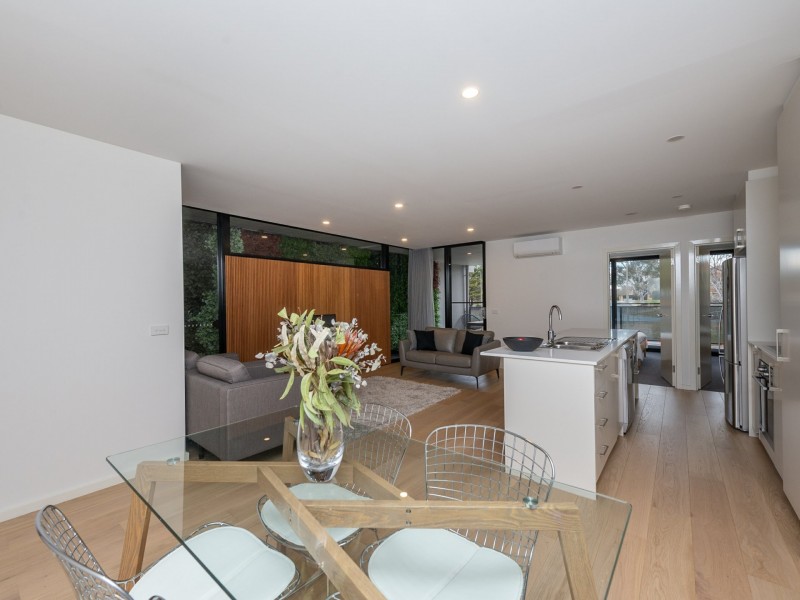 13/111 Canberra Avenue, Griffith ACT 2603
