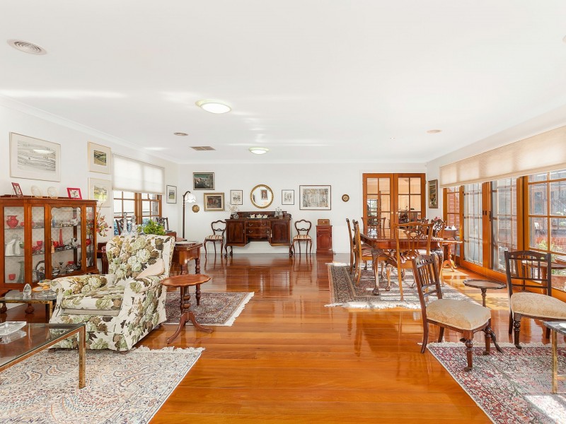 10 MacDonnell Street, Yarralumla ACT 2600
