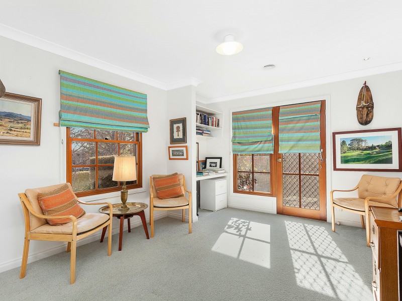 10 MacDonnell Street, Yarralumla ACT 2600