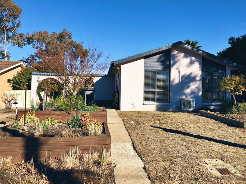 10 Everard Place, Kambah ACT 2902