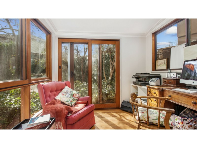 68 Hampton Circuit, Yarralumla ACT 2600