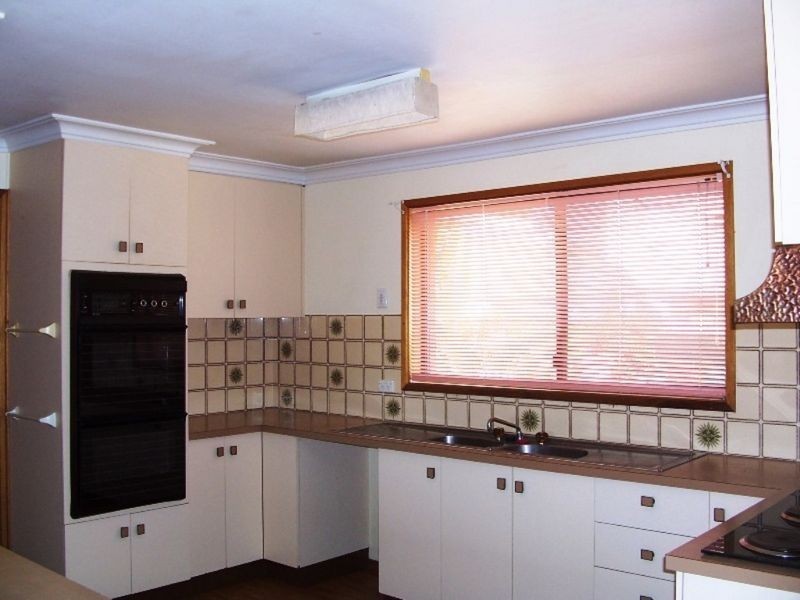24 Ayers Place, Curtin ACT 2605