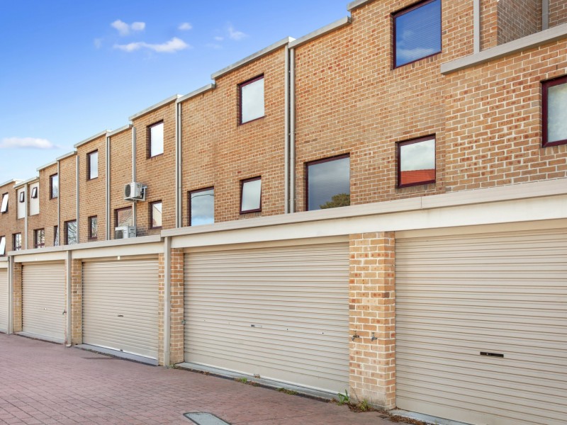 15 Cavanough Street, Phillip ACT 2606