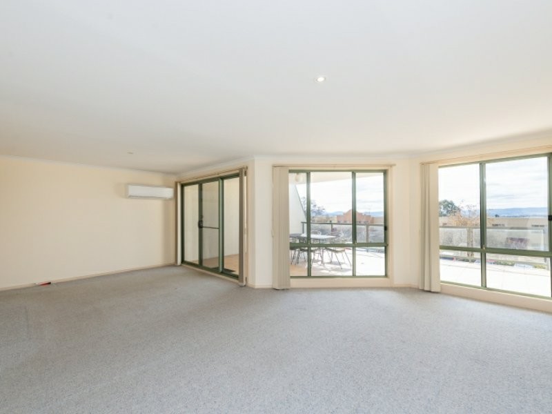 6/40 Leahy Close, Narrabundah ACT 2604