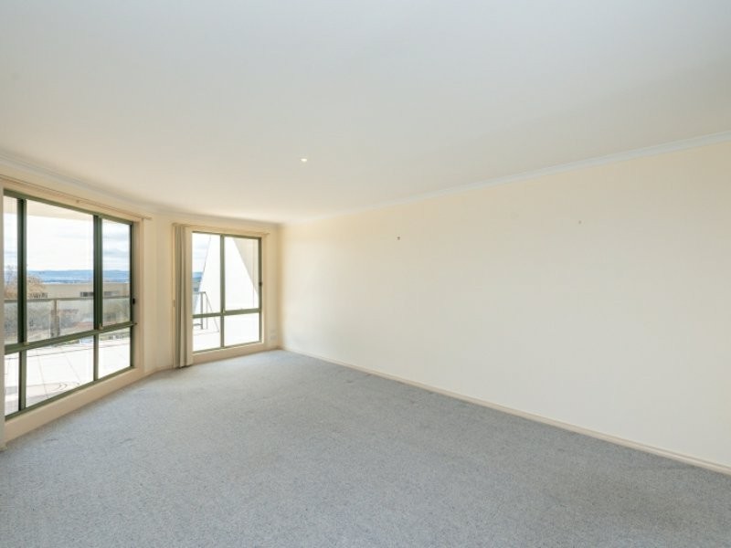 6/40 Leahy Close, Narrabundah ACT 2604