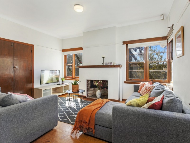 8 Lindsay Street, Griffith ACT 2603