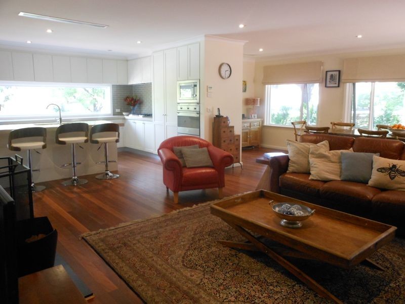 19 Finniss Crescent, Narrabundah ACT 2604