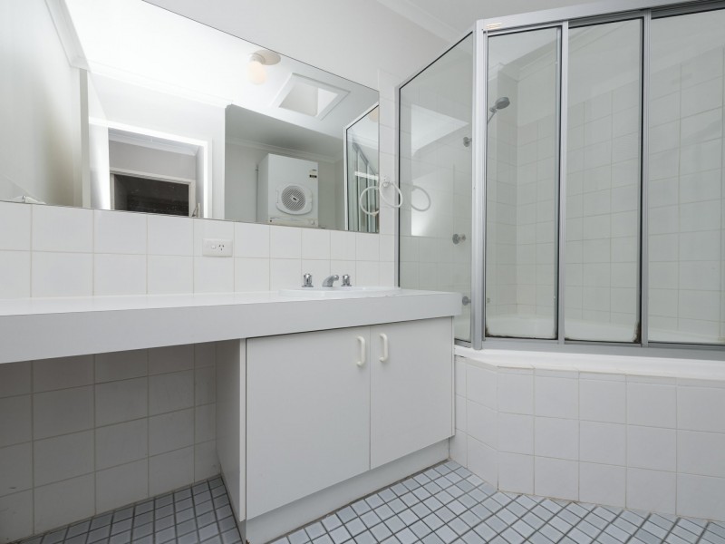 6/30 Bootle Place, Phillip ACT 2606