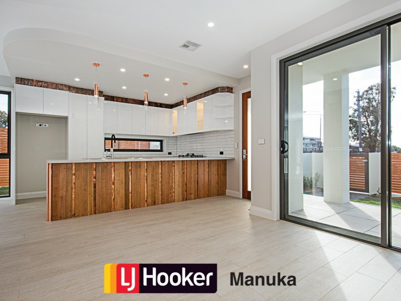 1/2 Bindel Street, Aranda ACT 2614