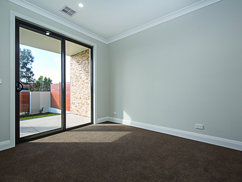 1/2 Bindel Street, Aranda ACT 2614
