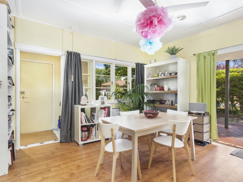 15 Wambool Street, Narrabundah ACT 2604