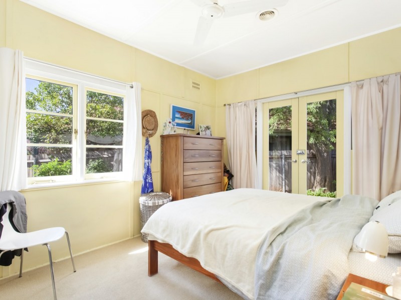 15 Wambool Street, Narrabundah ACT 2604