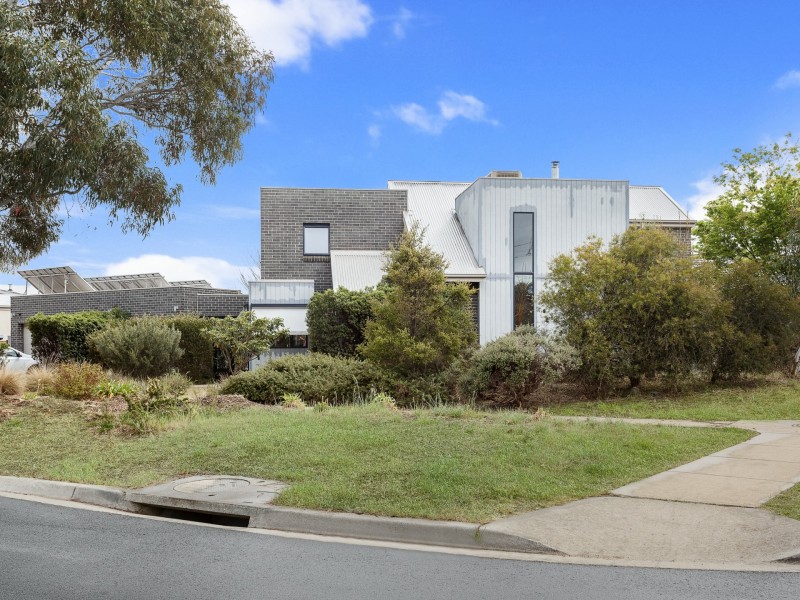 29 Roma Mitchell Crescent, Watson ACT 2602