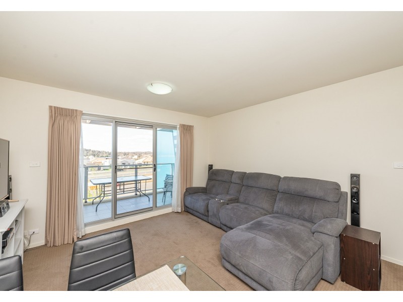 70/311 Flemington Road, Franklin ACT 2913