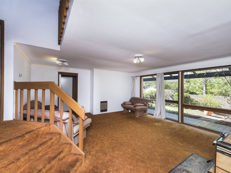 105 Barnet Close, Swinger Hill ACT 2606