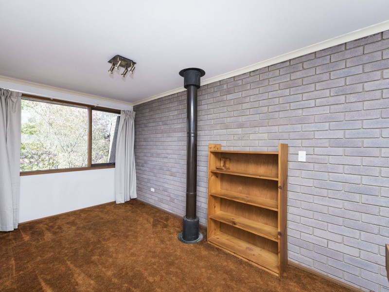 105 Barnet Close, Swinger Hill ACT 2606