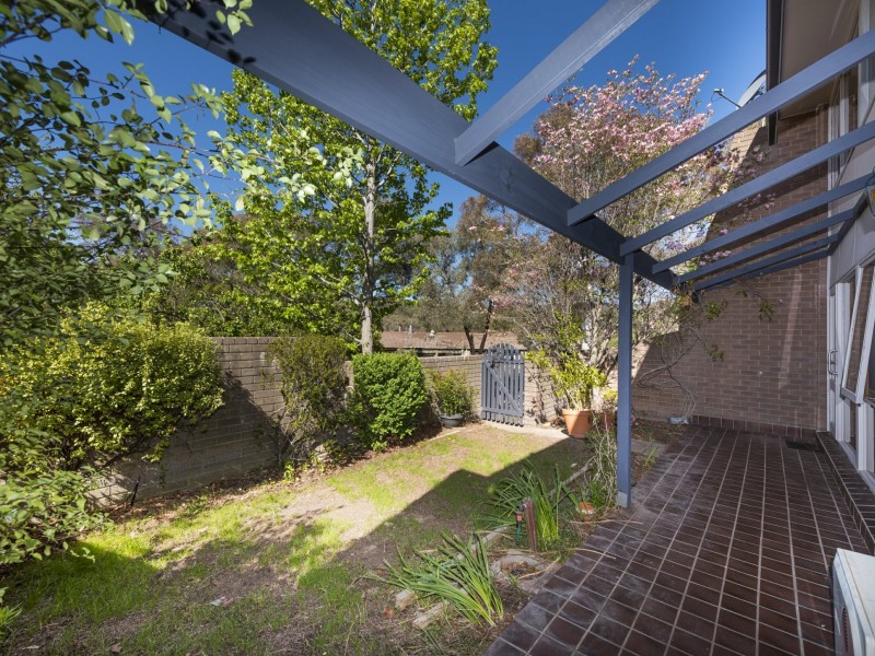 105 Barnet Close, Swinger Hill ACT 2606
