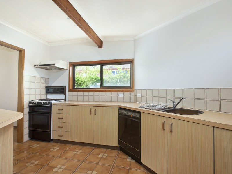80 Buxton Street, Deakin ACT 2600