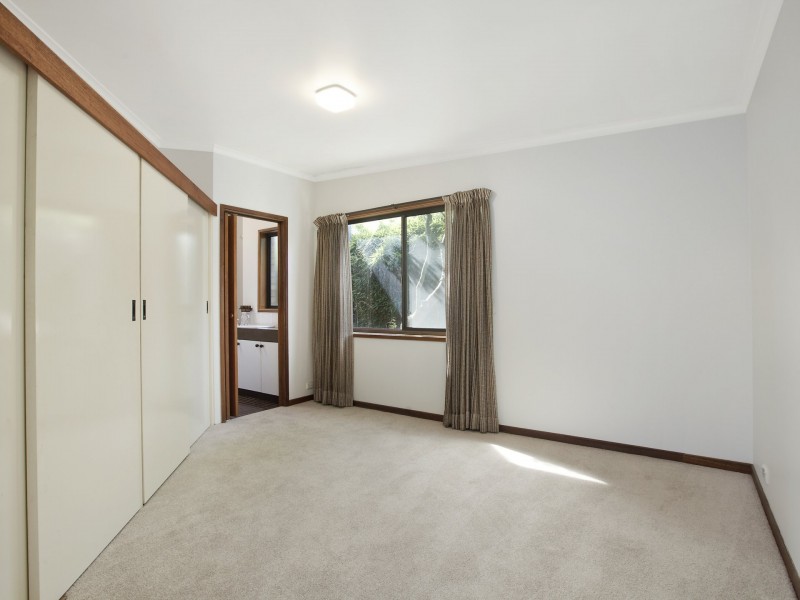 80 Buxton Street, Deakin ACT 2600