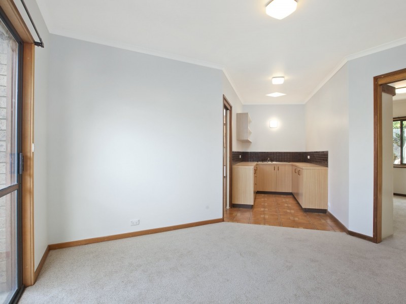 80 Buxton Street, Deakin ACT 2600