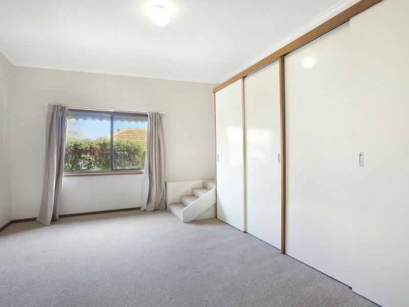 80 Buxton Street, Deakin ACT 2600