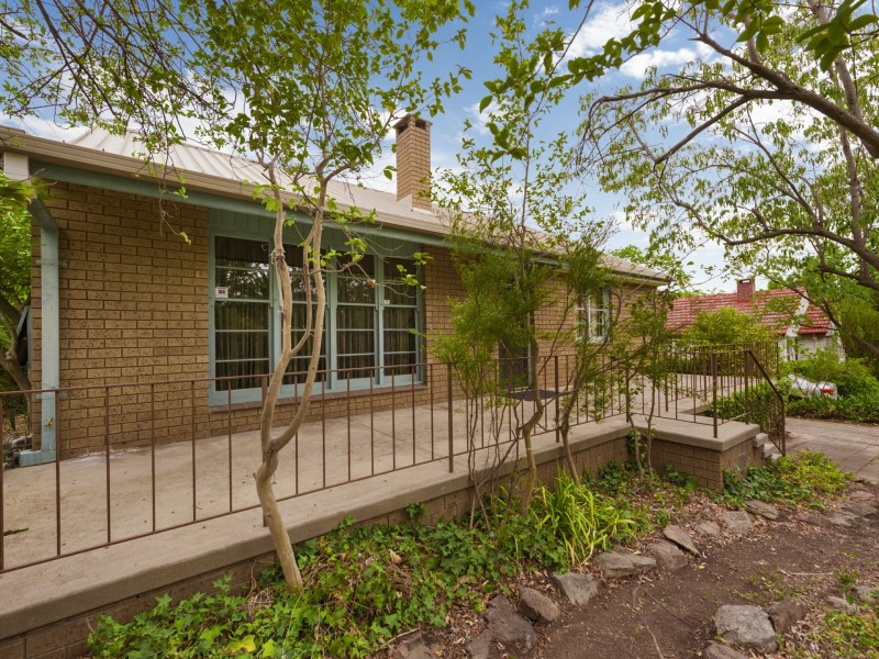 80 Buxton Street, Deakin ACT 2600