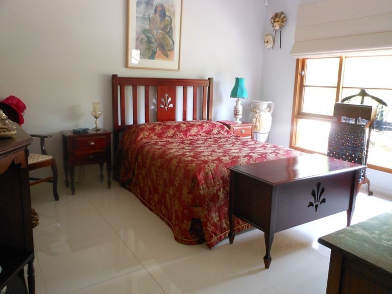 83 Newdegate Street, Deakin ACT 2600