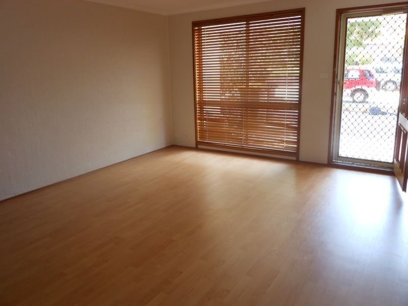 5 Dods Place, Greenway ACT 2900