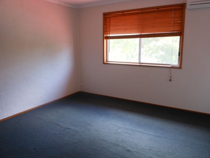 5 Dods Place, Greenway ACT 2900
