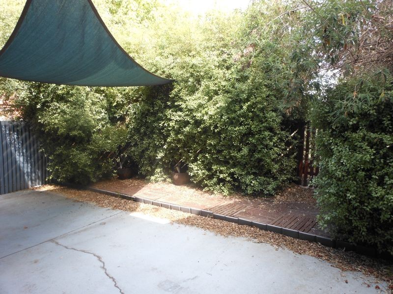 5 Dods Place, Greenway ACT 2900