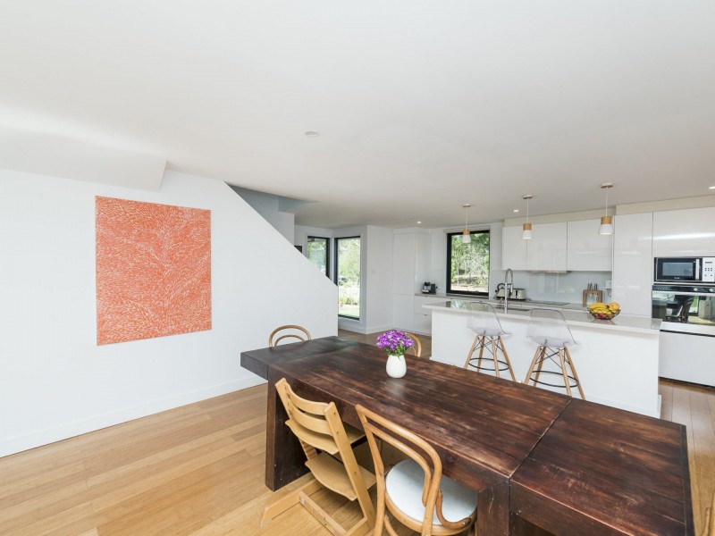 11 Loch Street, Yarralumla ACT 2600