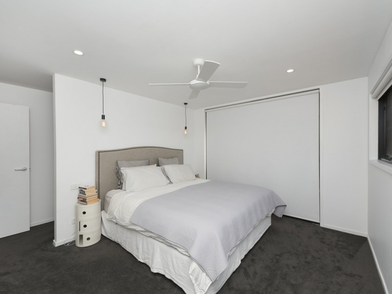 11 Loch Street, Yarralumla ACT 2600