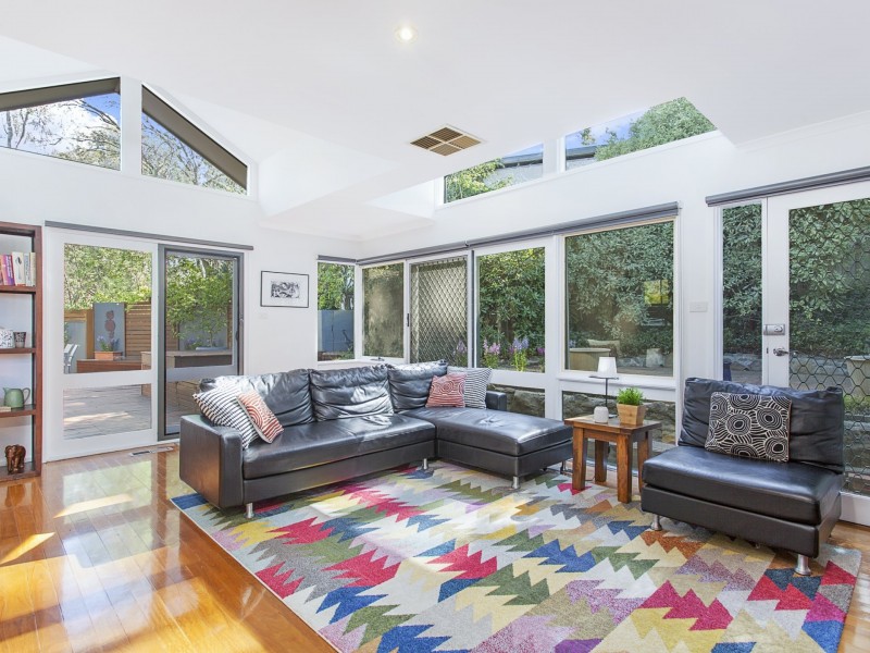 22 Laseron Place, Mawson ACT 2607
