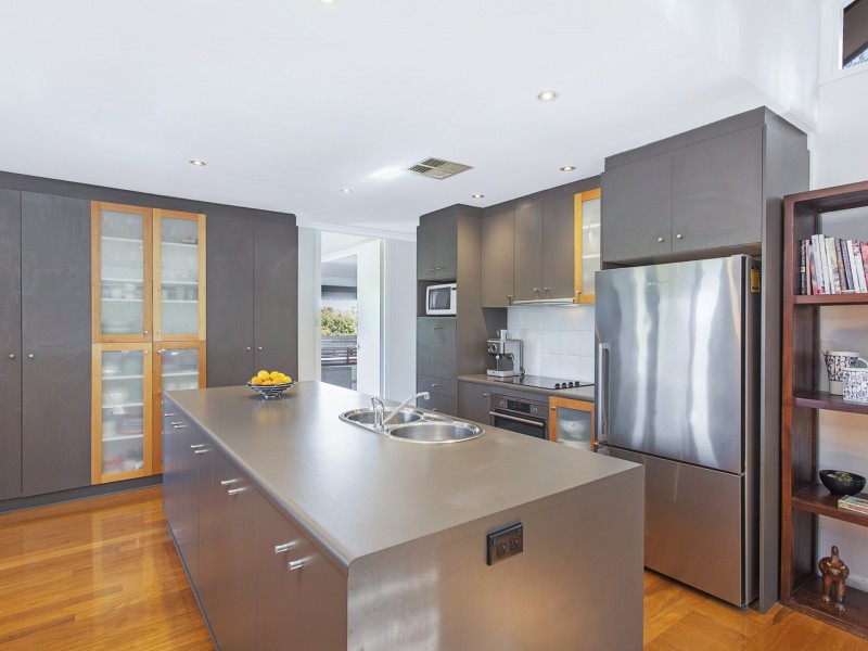 22 Laseron Place, Mawson ACT 2607