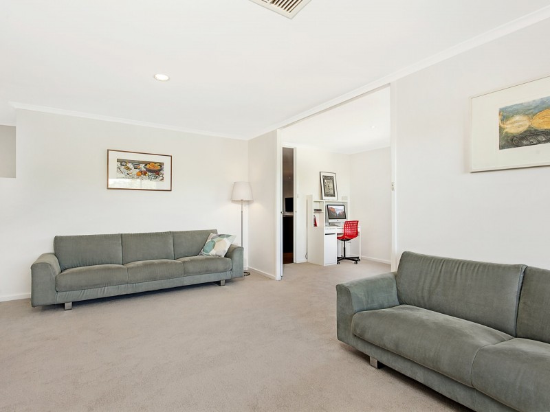22 Laseron Place, Mawson ACT 2607