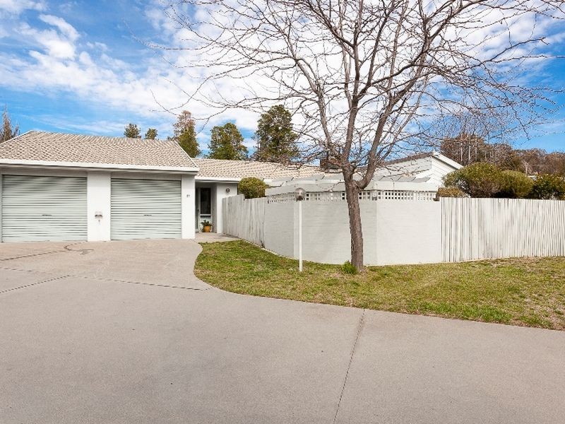 21/3 Hansen Circuit, Isaacs ACT 2607