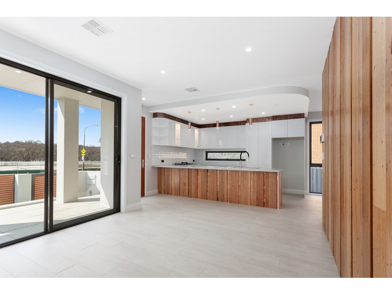 2 Bindel Street, Aranda ACT 2614