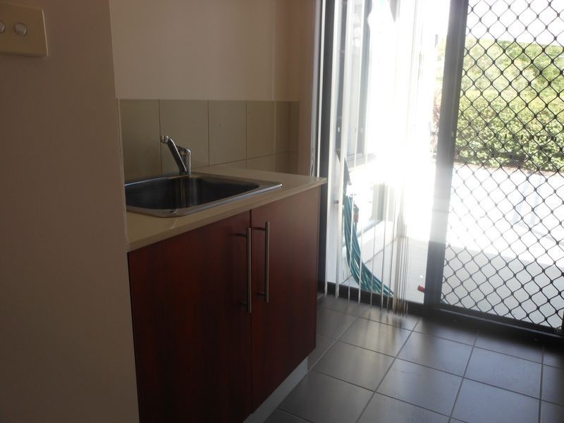 5/3 Charles Place, Gordon ACT 2906