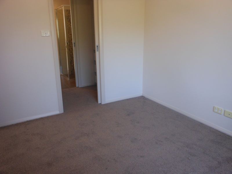 5/3 Charles Place, Gordon ACT 2906