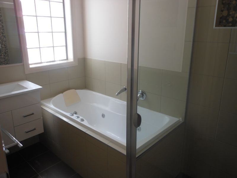 5/3 Charles Place, Gordon ACT 2906